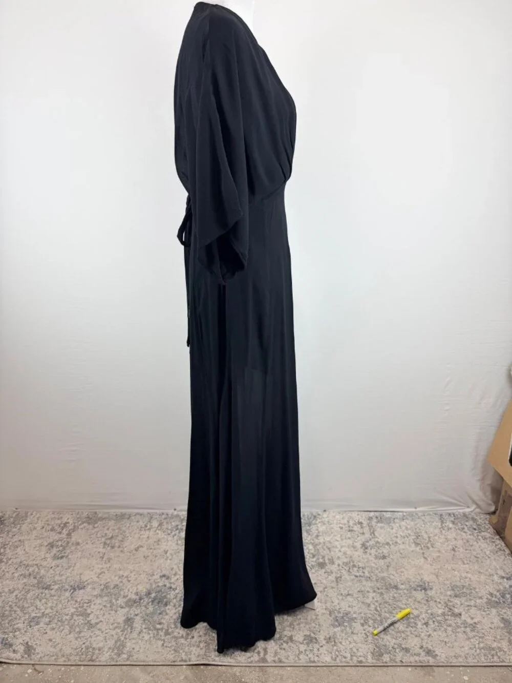 Women's Black Maxi Wrap Dress Size L Kimono Sleeve Deep V Neck Boho Elegant - Picture 16 of 16